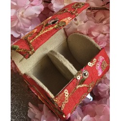 Armbanddoos rood met kleur geborduurd - Klein